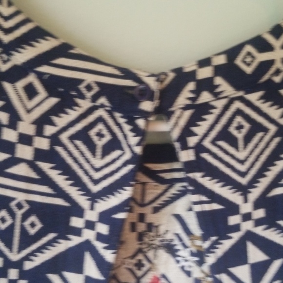 Miami Tribal Print Backless Short Dress - Size L - Picture 6 of 8